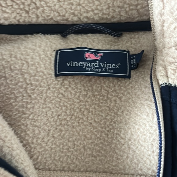 Vineyard Vines Men’s Sherpa size small - Picture 3 of 4